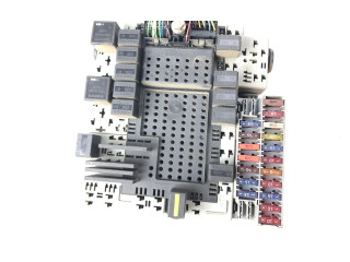 Блок предохранителей  08696098, 30679527   Volvo V70    