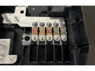 Pojistková skříňka 7L0937548C Audi Q7 4L 2011