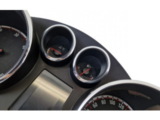 Панель приборов 13346184 Opel Meriva B