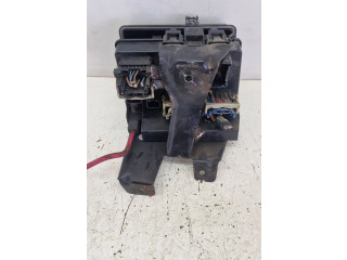 Pojistková skříňka Chrysler Pacifica 2004