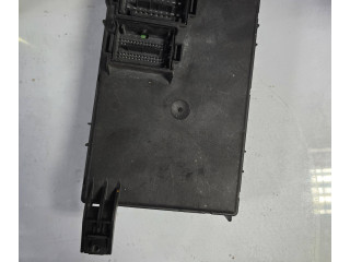 Блок предохранителей 00517954300, 28079638 Fiat Grande Punto