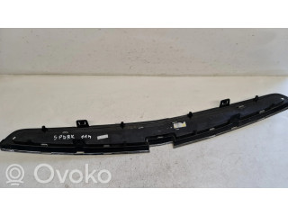 Верхняя решётка Chevrolet Spark  96686985      