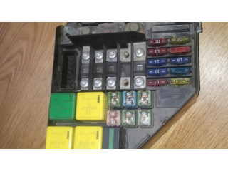 Блок предохранителей  yqe103730, o   Rover 25    