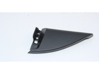 Отделка вокруг крышки топливного бака