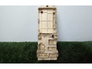 Pojistková skříňka Řídící jednotka BSM 8267120030 Toyota Camry 1990