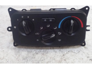 Блок управления климат-контролем    Jeep Cherokee