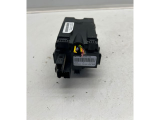 Блок предохранителей  9812661980, A006C801   Peugeot Partner III    