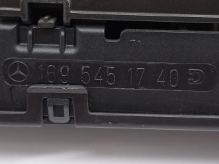 Pojistková skříňka 1695451740, 1695451740 Mercedes-Benz A W169 2004