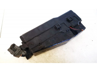 Pojistková skříňka Mazda MPV 2003