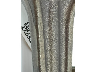 Píst 11004 Mercedes-Benz S W116 pro benzínový motor 2.8