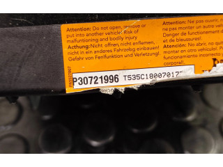 Подушка безопасности водителя P30721996 Volvo V70