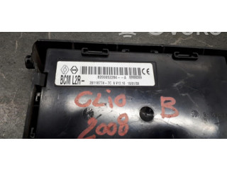 Блок предохранителей 8200652284a Renault Clio III