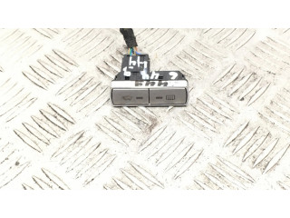 Включатель обогрева стекла с помощью электричества