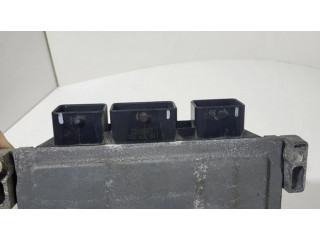 Блок управления двигателя 8201076738, 8200700600 Renault Twingo II