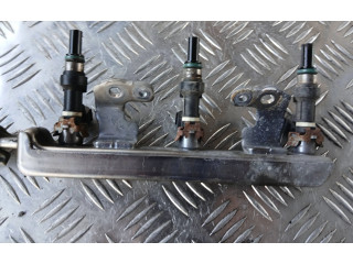 Vstřikovací lišta Nissan Note (E11)