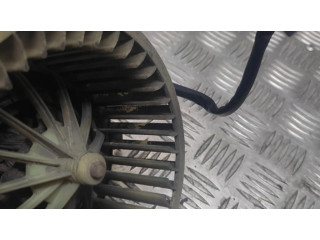 Другая деталь салона