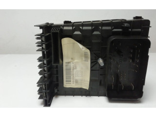   Pojistková skříňka 1K0937125A   Volkswagen Tiguan 2008