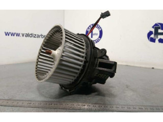 Вентилятор печки    8T1820021   Audi A4 Allroad