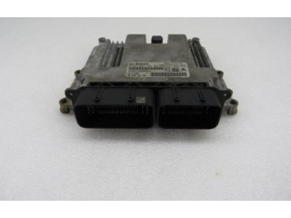 Блок управления двигателя 9825318180, 0281034189   Opel Combo E