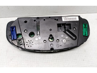 Přístrojová deska Volkswagen PASSAT B5.5 2002 3B0920805A, VWZ7Z0Y3013709