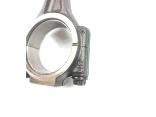  Поршень с шатуном  038J  Volkswagen PASSAT B6  