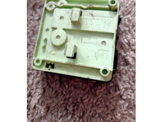 Блок предохранителей 8387547 BMW X3 E83