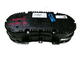 Панель приборов 5J0920811E   Skoda Fabia Mk2 (5J)       