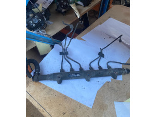 Топливная рампа 0445215015   Volvo XC90  