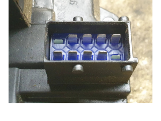 Замок багажника 8200282323, 93851810    Renault Trafic II (X83) 2002 - 2014 года