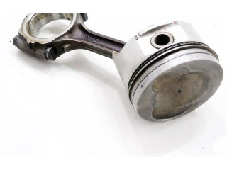 Píst    Suzuki Swift     