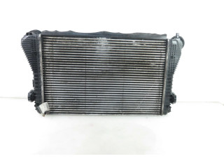 Интеркулер  1K0145803, 1K0145803   Volkswagen Touran I 
