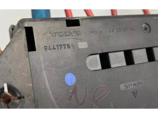 Блок предохранителей  9162323, 9441776   Volvo V70    