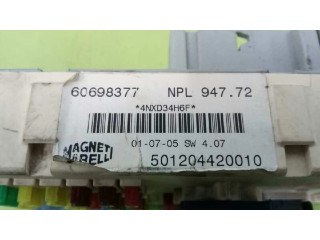 Блок предохранителей 60698377, 501204420010 Alfa Romeo GT