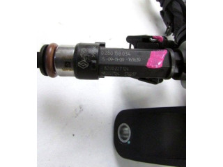 Форсунка 8200227124 Dacia Sandero