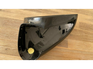 Пластиковая отделка зеркала