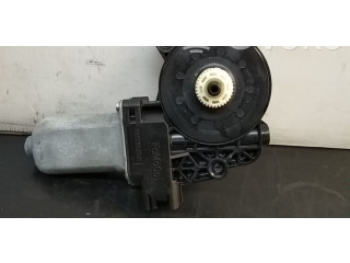 Передний двигатель механизма для подъема окон