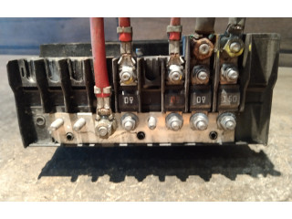 Блок предохранителей 1K0937125A   Volkswagen Jetta V    