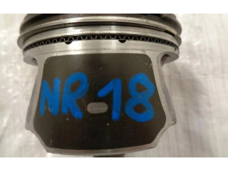 Поршень с шатуном Renault Clio V