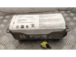 Подушка безопасности пассажира 1K0880204H Volkswagen Jetta V