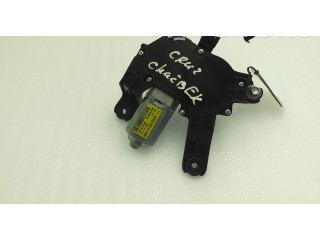 Двигатель стеклоочистителя заднего стекла