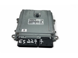 Блок управления двигателем Блок управления 31303095AC, 0281016616   Volvo V70