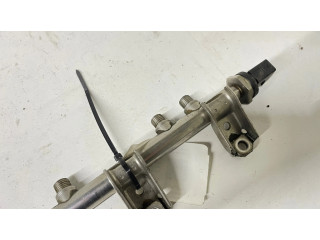 Vstřikovací lišta BMW 5 F10 F11 pro benzínový motor 3.0