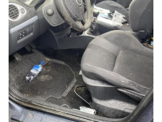 Вентилятор радиатора         Renault Clio III 