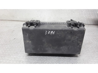 Блок предохранителей 51737887 Fiat Grande Punto