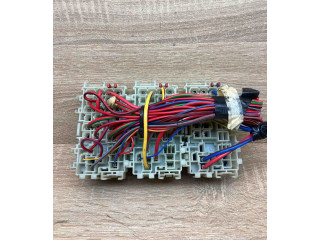 Блок предохранителей 6G9T14K131DA Volvo V70