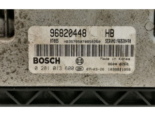 Блок управления двигателя 0281013600, 96820448 Chevrolet Nubira