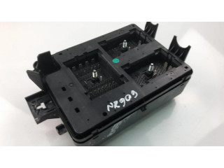 Pojistková skříňka 95462803 Chevrolet Aveo 2012