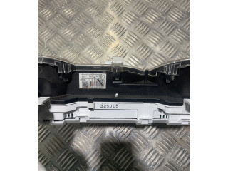 Панель приборов 0236005   Subaru Forester SG       