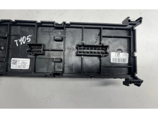 Блок предохранителей A1669063901   Mercedes-Benz GL X166    