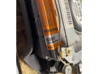 Подушка безопасности водителя 8638255, 15583010570057 Volvo V70